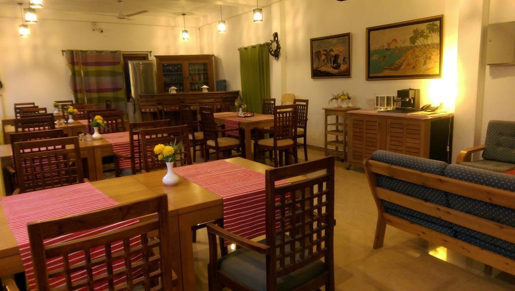 Ronny Cottage Negombo Luaran gambar