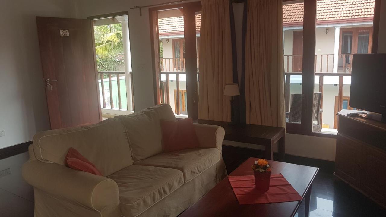 Ronny Cottage Negombo Luaran gambar